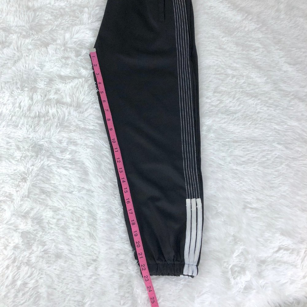 Black & White Sporty Mid-Rise Joggers Pants L/XL - Picture 10 of 13